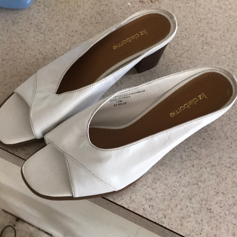 Liz Claiborne White Leather Peep-Toe Block Heel Mules